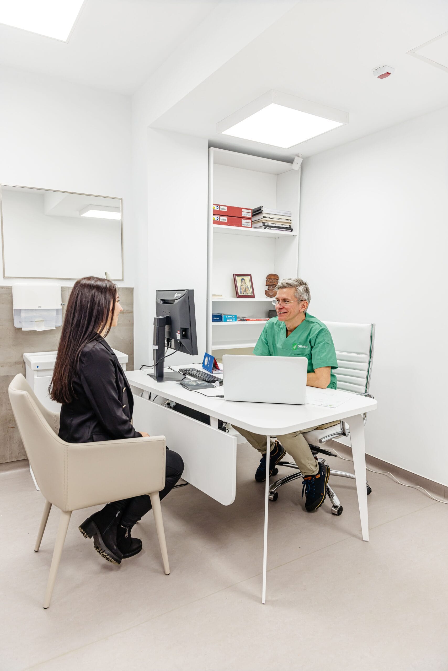 Imagistică Medicală Avansată în Baia Mare | Clinica Grama - RMN, CT, Mamografie